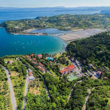 Sea View Apartment Renzzo Strunjan Eksteriør bilde